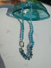 Load image into Gallery viewer, Ombre topaz necklace