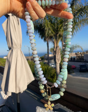 Load image into Gallery viewer, Bold collection