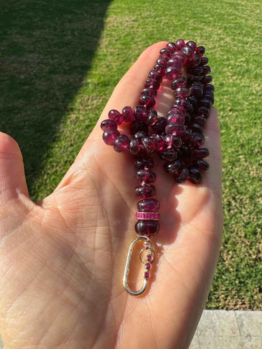 Gemmy Rhodolite Garnet necklace