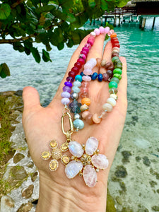 Moorea gemstone rainbow