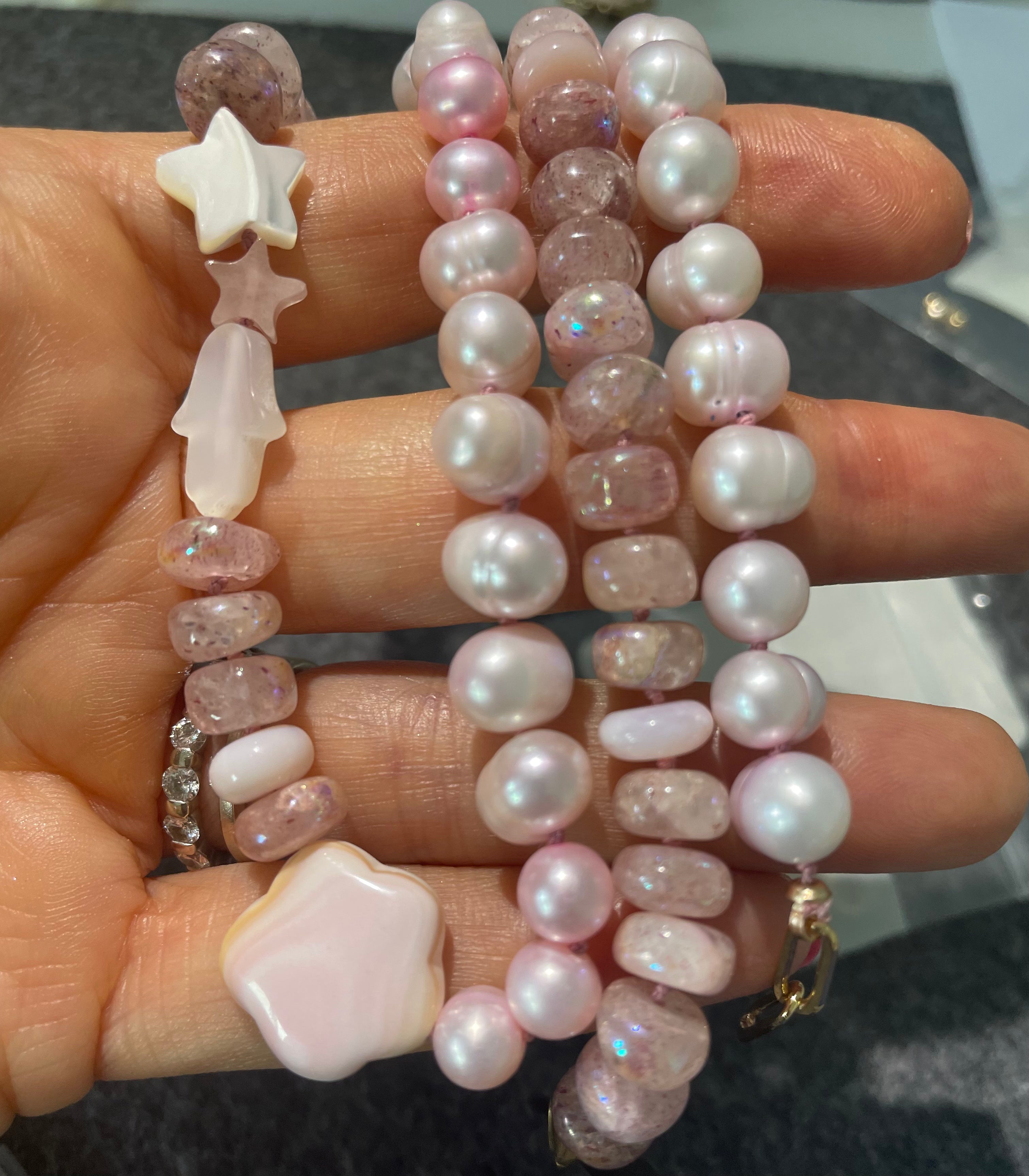Flower puff gemstone necklace