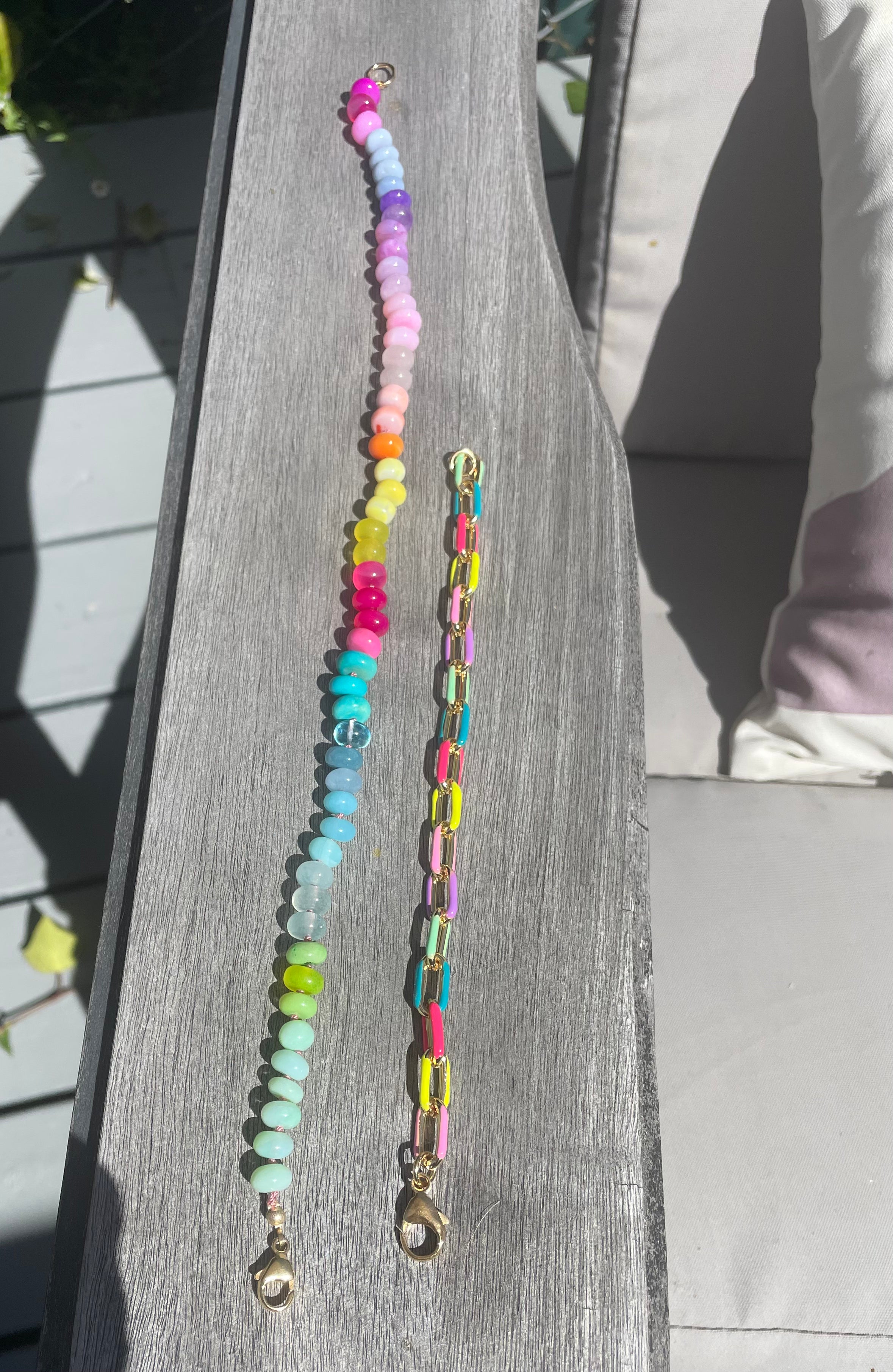 Neon “inter-chainable necklace