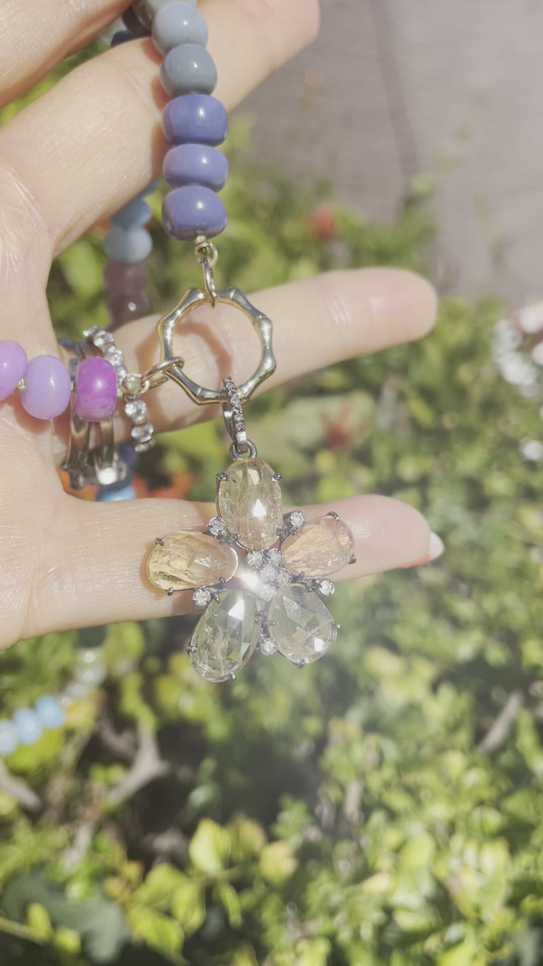 Water lilies gemstone necklace
