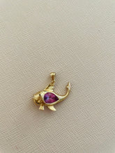 Load image into Gallery viewer, 14kt vintage pink sapphire fishie
