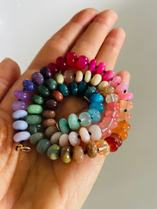 Essentials gemstone rainbow