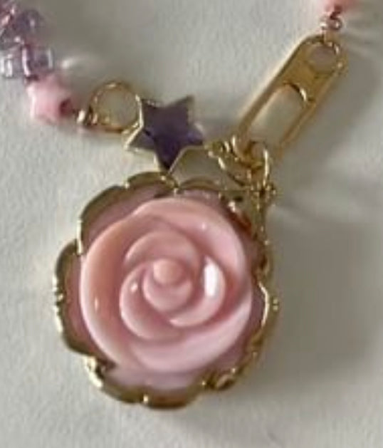 Rose’ opal necklace