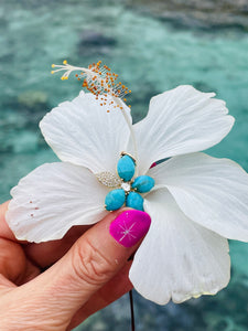 Turquoise flower pendant