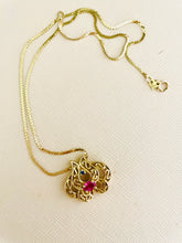 Load image into Gallery viewer, Vintage lotus flower pendant
